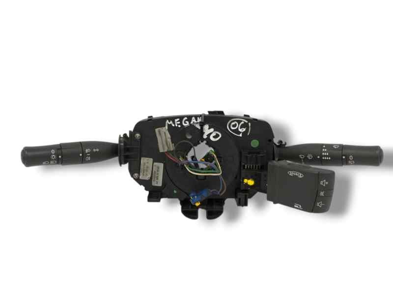 Recambio de mando multifuncion para renault megane ii berlina 5p 1.9 dci diesel referencia OEM IAM 8200213760  
