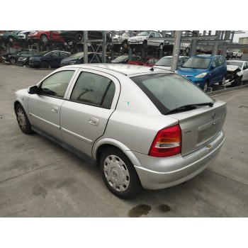 opel astra g berlina del año 2003