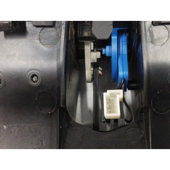 Recambio de rejilla aireadora para bmw serie 4 cabrio (f33) 2.0 referencia OEM IAM 64229207330 CENTRAL APOYABRAZOS 