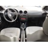 seat ibiza (6l1) del año 2002