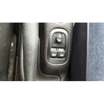 peugeot 206 berlina del año 2000