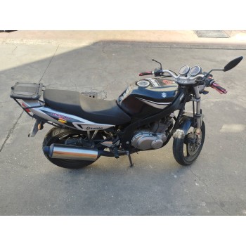 suzuki gs 500 (gm51b/wvbk) del año 2006