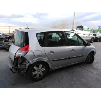 renault scenic ii del año 2004