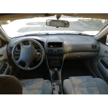 toyota corolla (e11) del año 1999