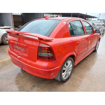 opel astra g berlina del año 2003