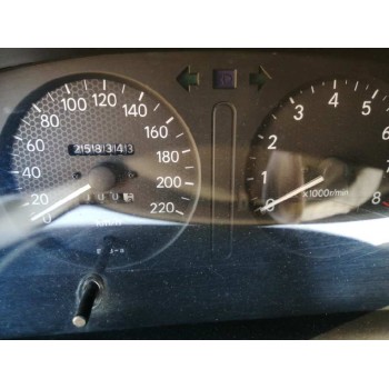 toyota corolla (e11) del año 1999