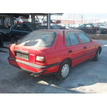 nissan sunny berlina (n14) del año 1994