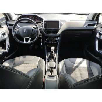 peugeot 2008 (--.2013) del año 2015