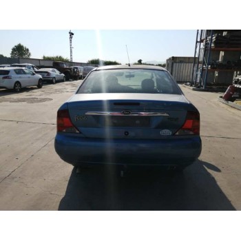 ford focus berlina (cak) del año 2001