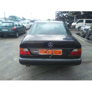 mercedes-benz clase e (w124) berlina del año 1995