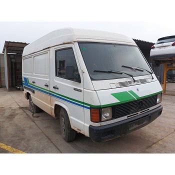 mercedes-benz mb serie 120 del año 1988