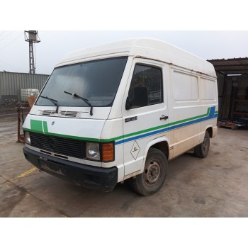 mercedes-benz mb serie 120 del año 1988