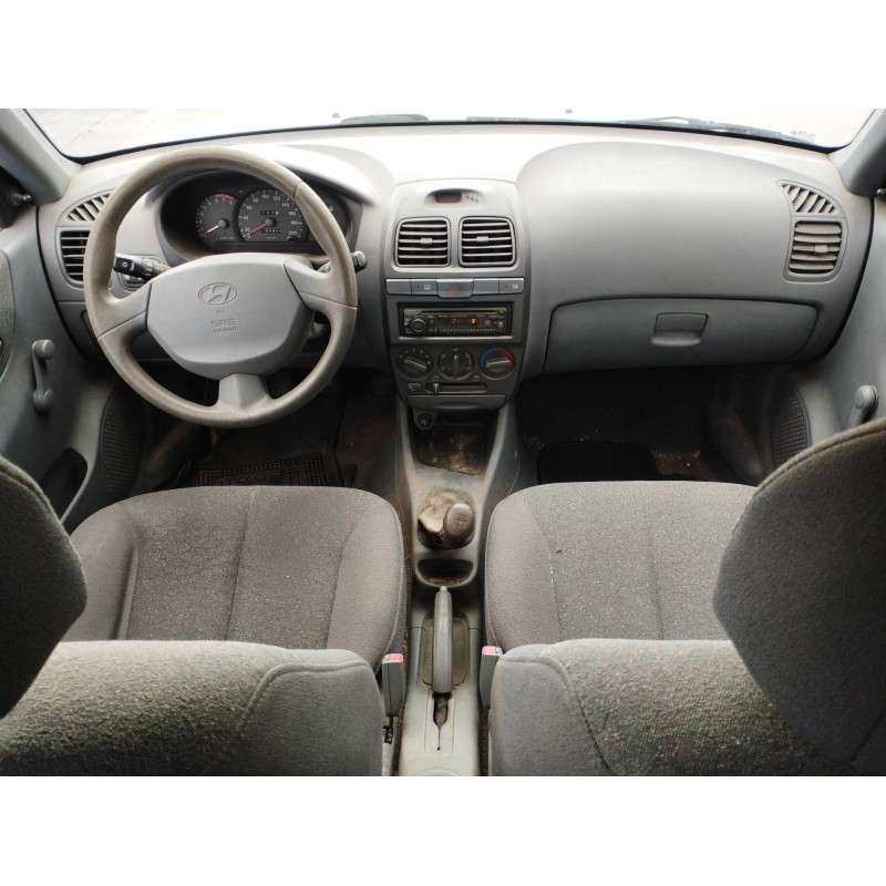 HYUNDAI ACCENT II Sedán (LC) 2001