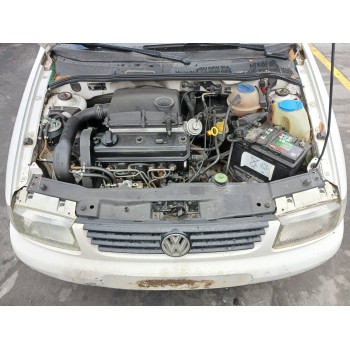 volkswagen polo berlina (6n1) del año 1998