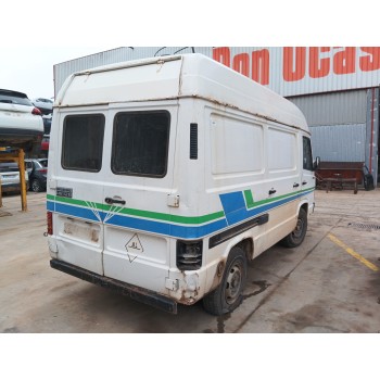 mercedes-benz mb serie 120 del año 1988