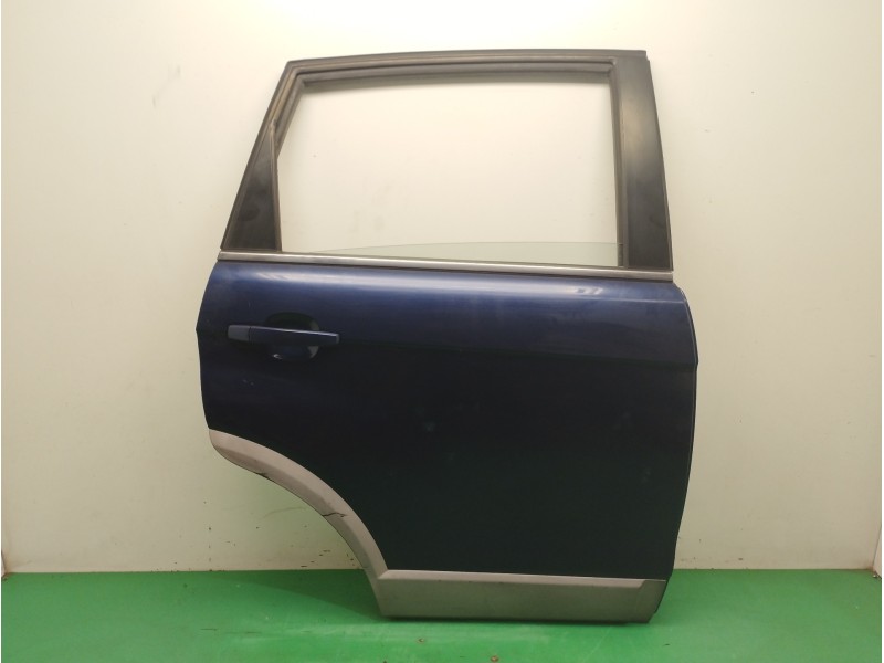 Recambio de puerta trasera derecha para chevrolet captiva 2.0 diesel cat referencia OEM IAM   
