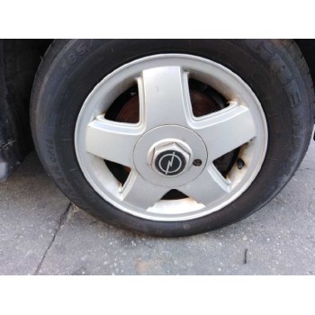 opel astra g berlina del año 2000
