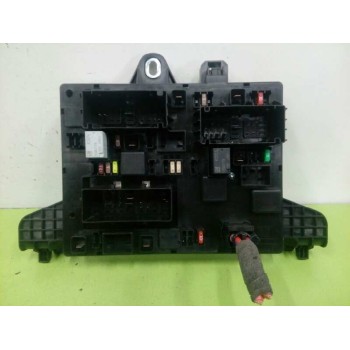 CAJA RELES / FUSIBLES 13343950 