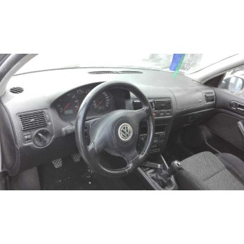 volkswagen golf iv berlina (1j1) del año 2001