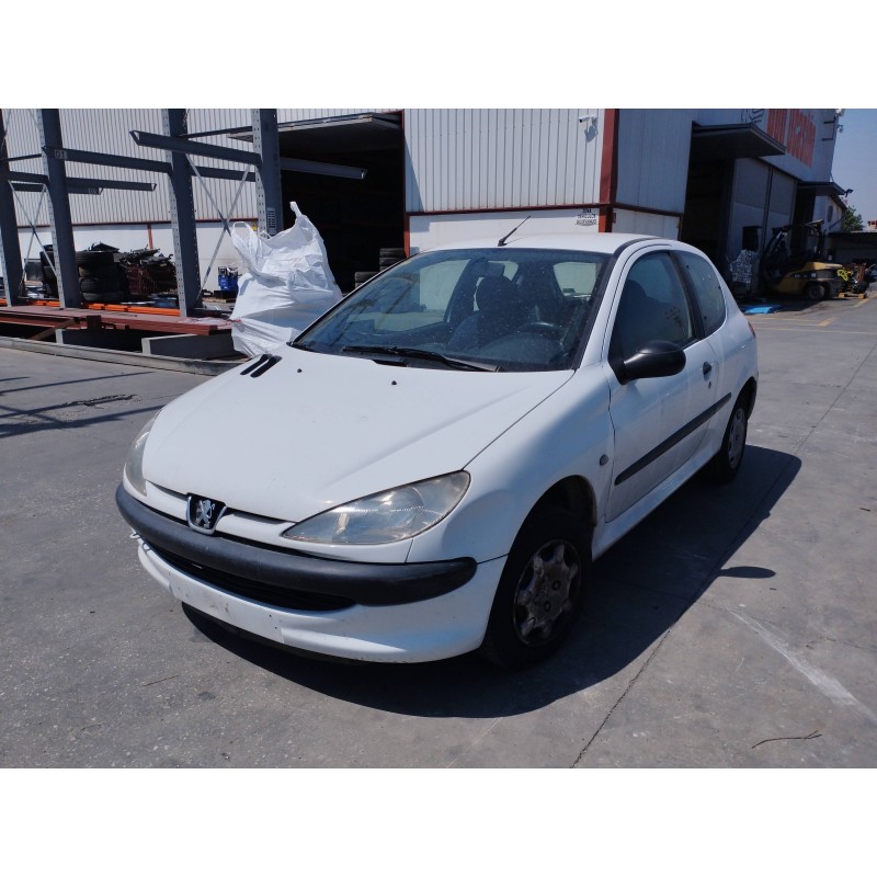 peugeot 206 berlina del año 1999