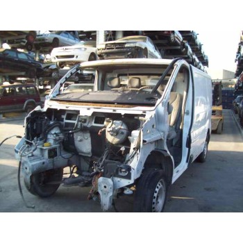 nissan primastar (x83) del año 2002