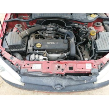 opel corsa c del año 2002