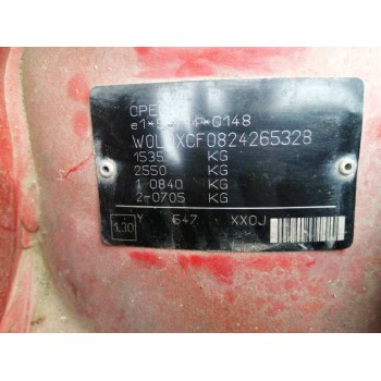 opel corsa c del año 2002