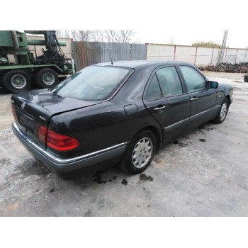mercedes-benz clase e (w210) del año 1996