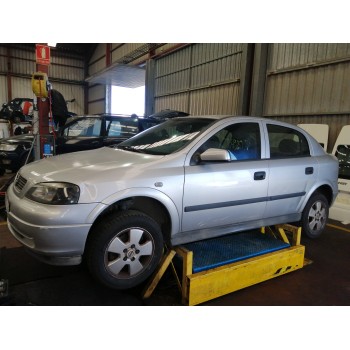 opel astra g berlina del año 2003
