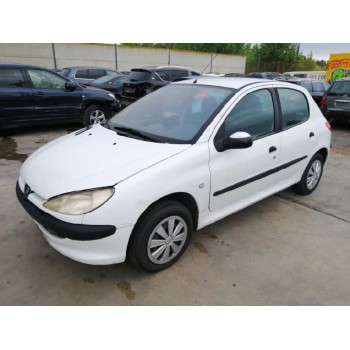 peugeot 206 berlina del año 2002