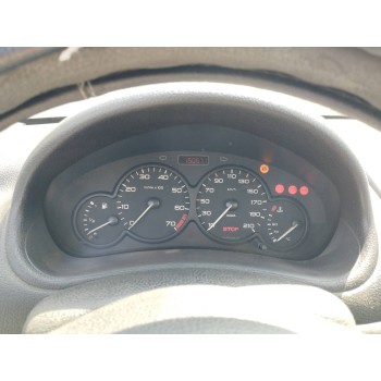 peugeot 206 berlina del año 1999