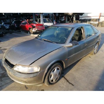 opel vectra b berlina del año 1998