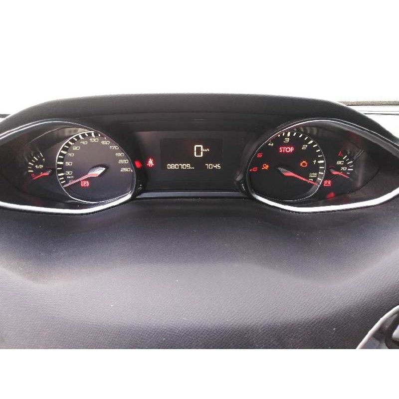 PEUGEOT 308 II (LB_, LP_, LW_, LH_, L3_) 2016