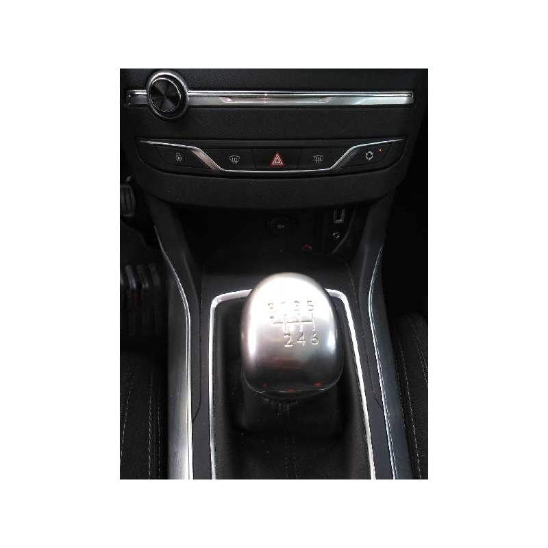 PEUGEOT 308 II (LB_, LP_, LW_, LH_, L3_) 2016