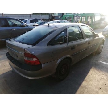 opel vectra b berlina del año 1998