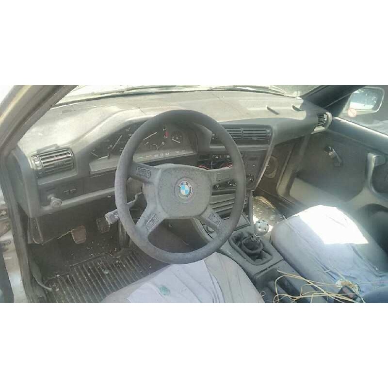 BMW 3 (E30) 1987