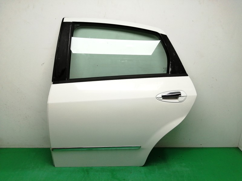 Recambio de puerta trasera izquierda para fiat linea (110) 1.6 jtdm 16v cat referencia OEM IAM  OBSERVAR FOTOS 