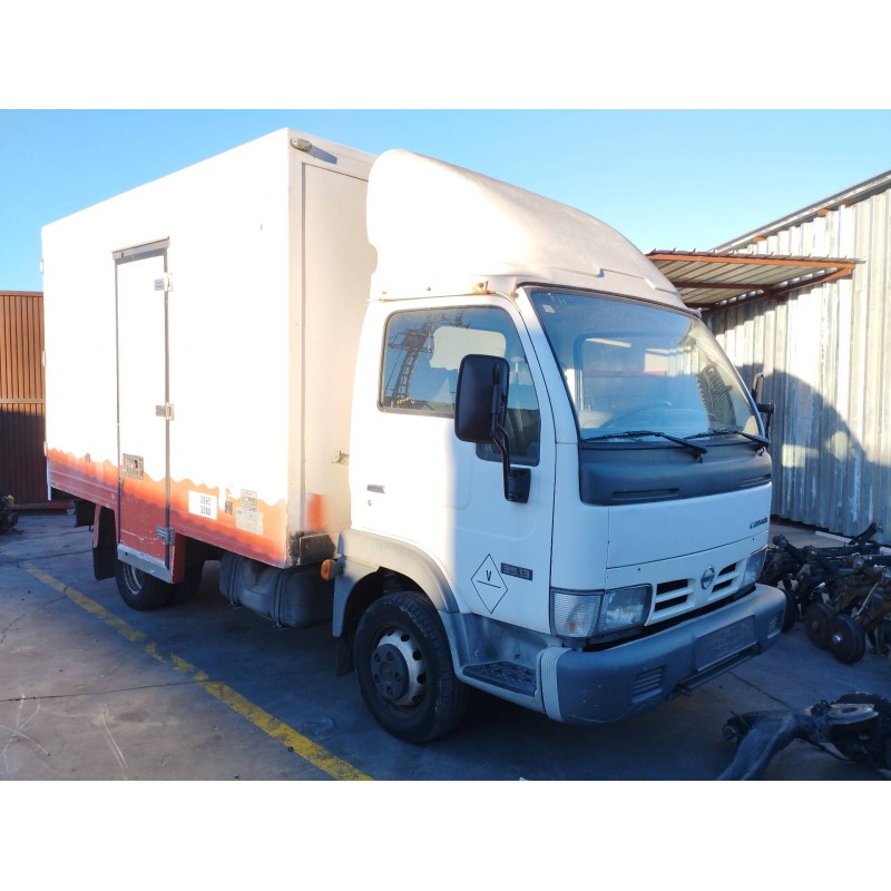 NISSAN CABSTAR 01.04 