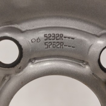 Recambio de llanta para renault express furgoneta/monovolumen 1.5 blue dci 75 (f6aa) referencia OEM IAM 403008015R 6JX15H2 ET40 