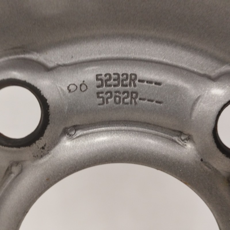 LLANTA 6JX15H2 ET40 5H 5X115