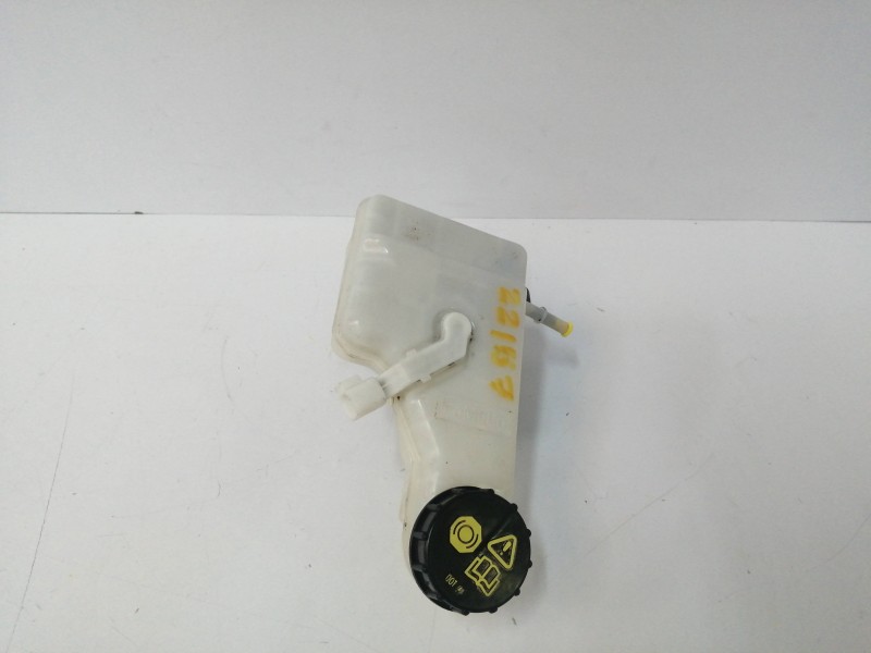 Recambio de bomba freno para ford focus lim. (cb8) trend referencia OEM IAM AV612140D  
