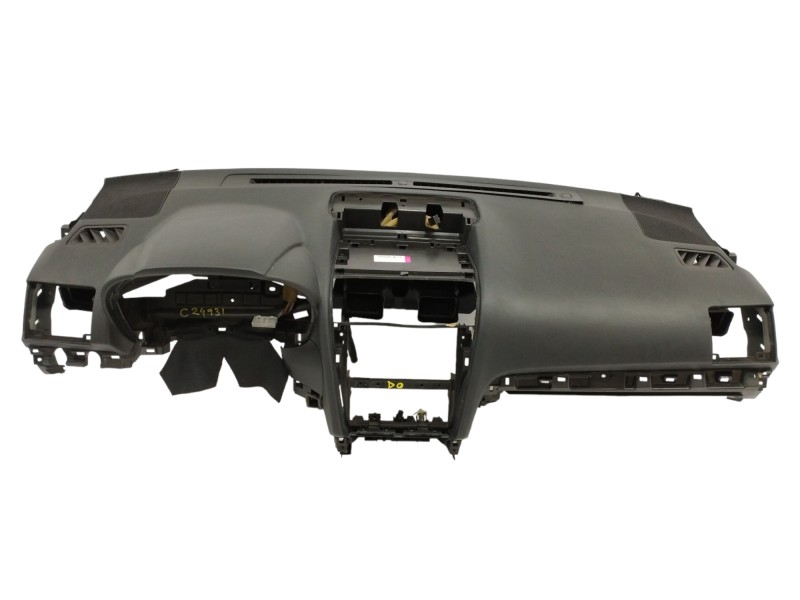 Recambio de salpicadero para subaru forester 2.0 diesel cat referencia OEM IAM 66040FJ010  