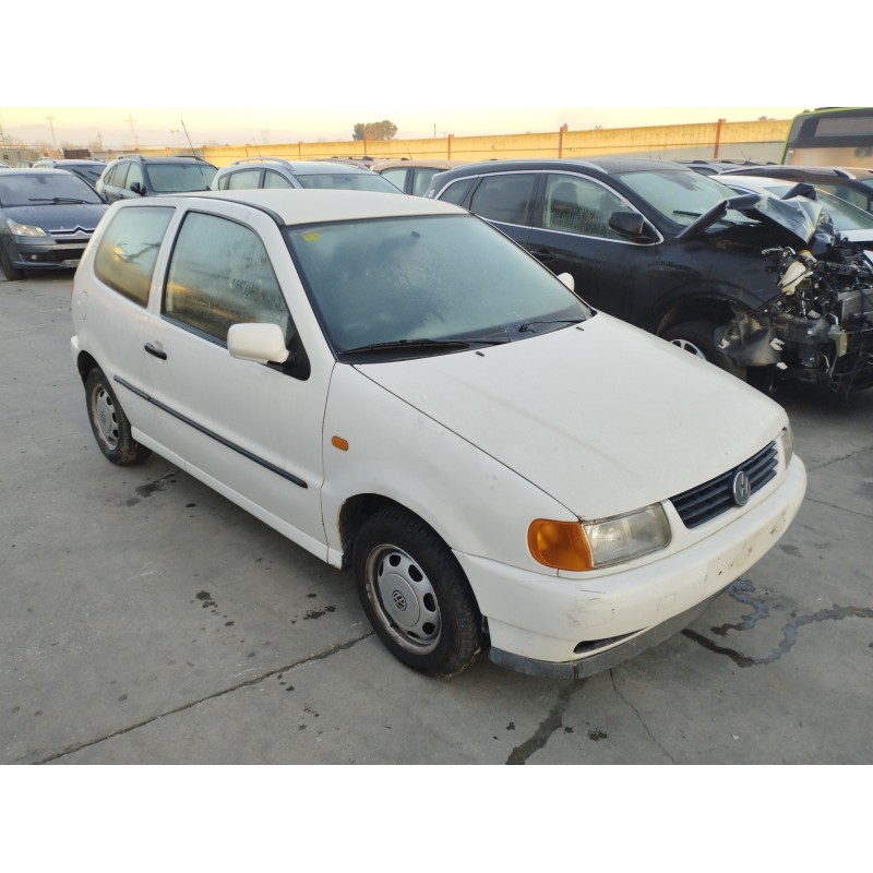 VOLKSWAGEN POLO BERLINA (6N1)