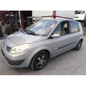 renault scenic ii del año 2004
