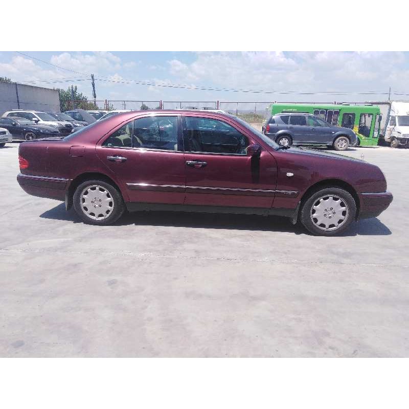 MERCEDES-BENZ CLASE E (W210) BERLINA 1998