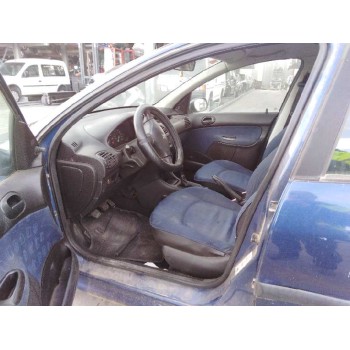 peugeot 206 berlina del año 2002