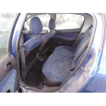 peugeot 206 berlina del año 2002