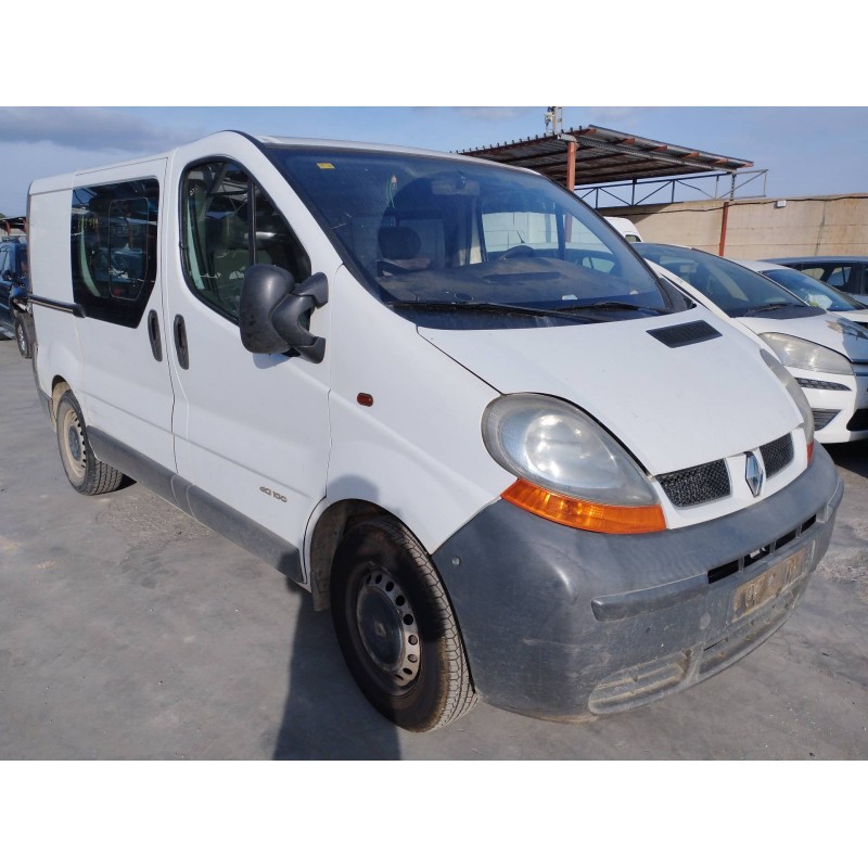 RENAULT TRAFIC COMBI (AB 4.01)