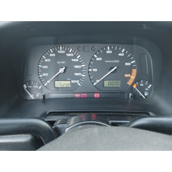 volkswagen polo berlina (6n1) del año 1996