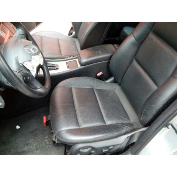 mercedes-benz clase c (w203) berlina del año 2006